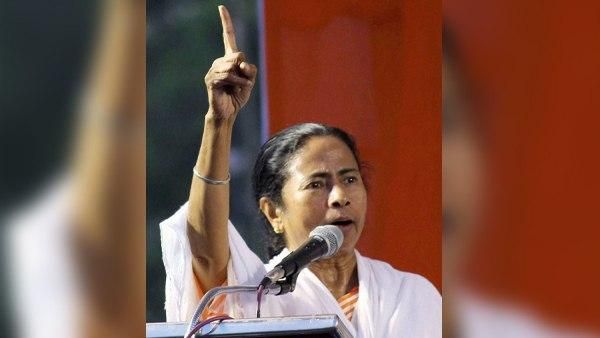 CAA पर अब ममता बनर्जी बोलीं - 'बांग्लादेश से जो भी आए सारे भारतीय नागरिक हैं'