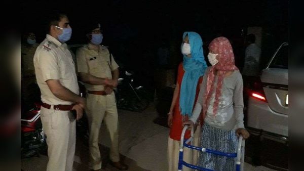 लॉकडाउन के चलते 418 KM दूर फंसी मां-बेटी को राजस्थान पुलिस ने निजी कार भेजकर बचाया