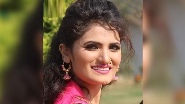 इस सिंगर ने पार की अश्‍लीलता की हद, भोजपुरी गाने में किया महात्‍मा गांधी का अपमान
