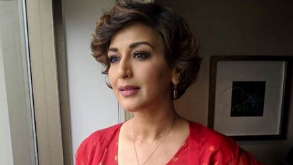 करीना के सामने इमोशनल हुईं सोनाली बेंद्रे, बताया- कैंसर से जंग के दौरान किन परेशानियों का सामना किया