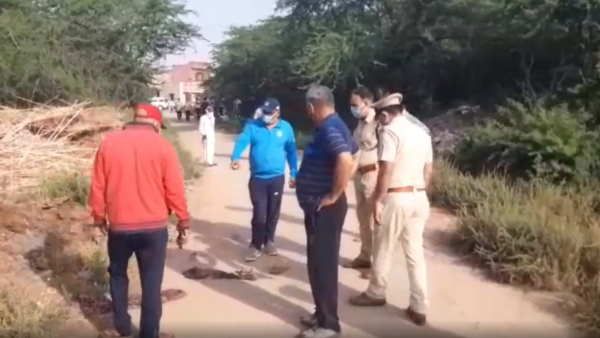 चरखी दादरीः पति का शव आंगन में तो पत्नी की लाश नग्न अवस्था में जोहड़ के पास मिली, दोनों साथ निकले थे घूमने