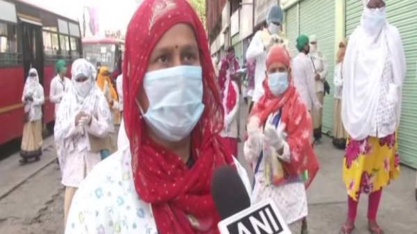 नागपुरः आशा कार्यकर्ताओं का छलका दर्द, कहा- लोग पत्थर मारते हैं और गालियां देते हैं