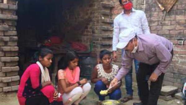 माता-पिता और भाई की हो चुकी है मौत, लॉकडाउन के कारण घर में भूखी थीं तीन बहनें तो PMO में किया फोन