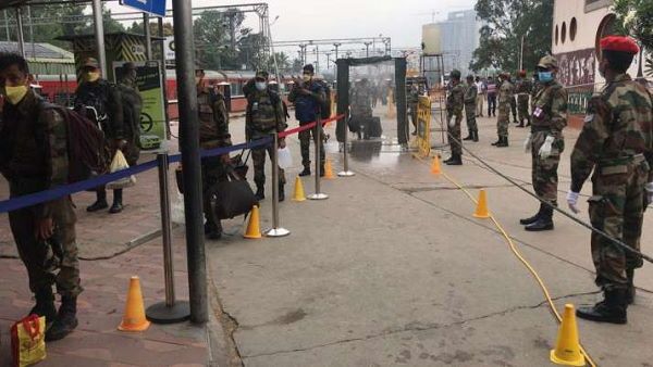 एक ATM से रुपए निकालने पर 4 फौजी कोरोना से संक्रमित, कैंटोनमेंट सैनिटाइज किया गया