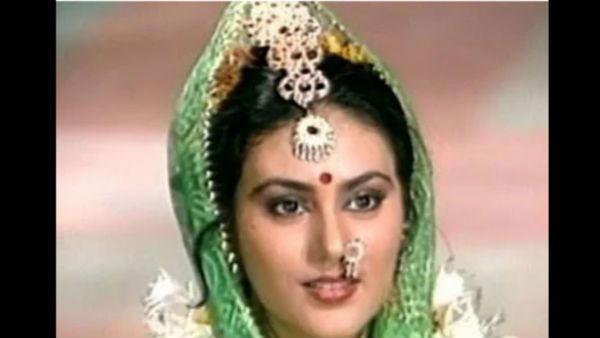 Lockdown2: 'रामायण' की 'सीता 'ने कहा- मत पार करें घर की लक्ष्मण रेखा, पास कर लेंगे अग्निपरीक्षा