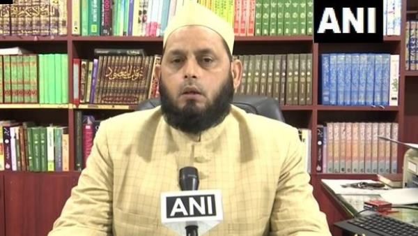 दारूल उलूम ने जारी किया फतवा, कोरोना वायरस की बीमारी छुपाना अपराध