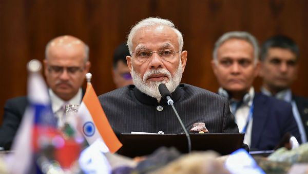 पूरी दुनिया के बाजार संघर्ष कर रहे हैं, फिर भी भारत में रिकॉर्ड FDI कैसे आया?