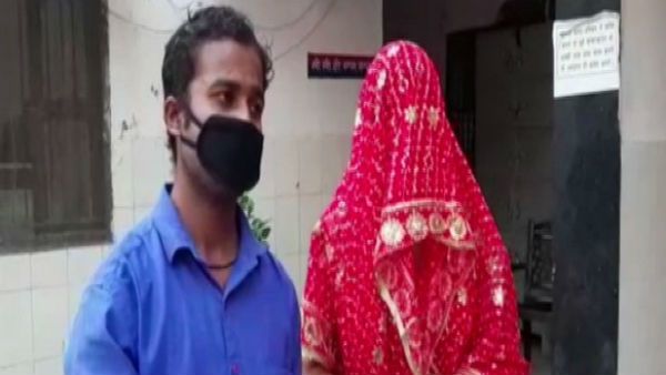 लॉकडाउन में मां ने भेजा घर का राशन लाने, बेटा दूल्हन लेकर लौटा