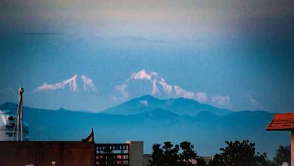 लॉकडाउन में दिखा ये खूबसूरत नजारा, सहारनपुर से दिखने लगी बर्फ से ढकी गंगोत्री की पर्वत श्रृंखलाएं, देखें तस्‍वीरें