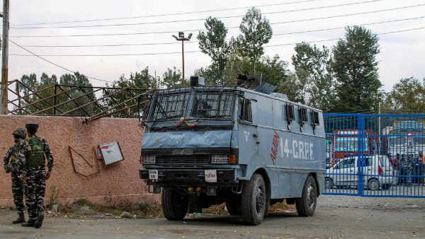 जम्‍मू कश्‍मीर: शोपियां से जैश के दो आतंकी गिरफ्तार, सुरक्षाबलों पर हमले की थी साजिश