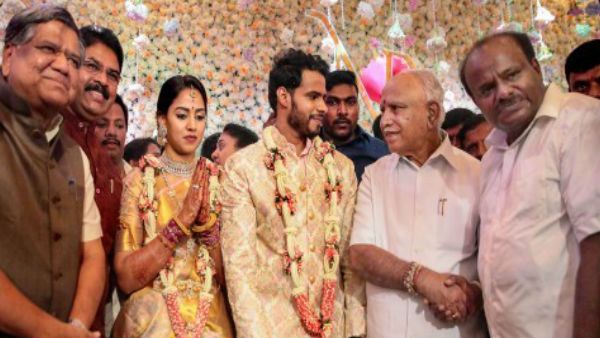 Fact Check: क्या लॉकडाउन तोड़ निखिल कुमारस्वामी की शादी में शामिल हुए थे बीएस येदियुरप्पा?