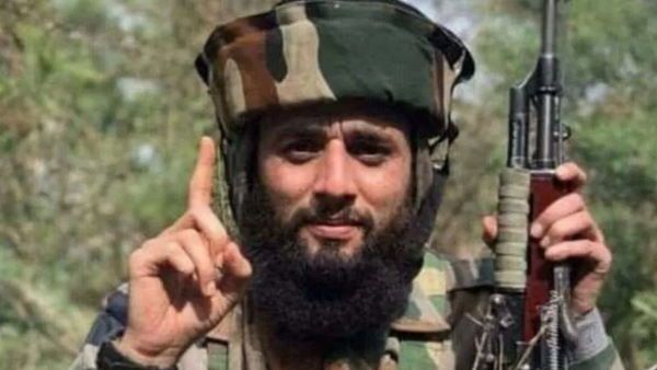 JK: सुरक्षाबलों को मिली बड़ी कामयाबी,अलगाववादी नेता का आंतकी बेटा ढेर