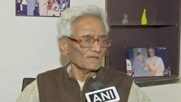 मशहूर उर्दू लेखक, व्यंगकार मुजतबा हुसैन का हैदराबाद में निधन