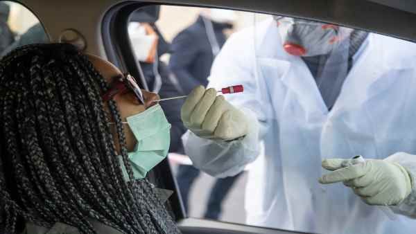 स्मोकर्स को कोरोना का अपेक्षाकृत कम खतरा, THE ECONOMIST की रिपोर्ट में खुलासा