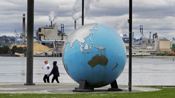 पृथ्‍वी में हो रहे इस बदलाव की वजह से आने वाले समय में बंद हो जाएंगे आपके मोबाइल फोन!