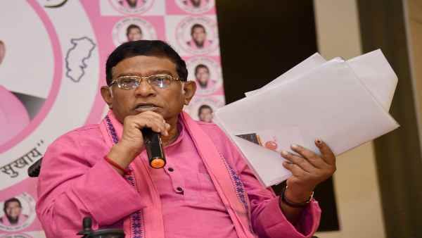 नौकरशाह से बने राजनीति के धुरंधर, ऐसा रहा है छत्तीसगढ़ के पहले सीएम अजीत जोगी का करियर