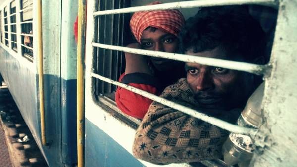 प्रवासियों को मुंबई से लेकर गोरखपुर जाने वाली ट्रेन सुबह ओडिशा पहुंच गई, जानिए रेलवे ने क्या कहा?