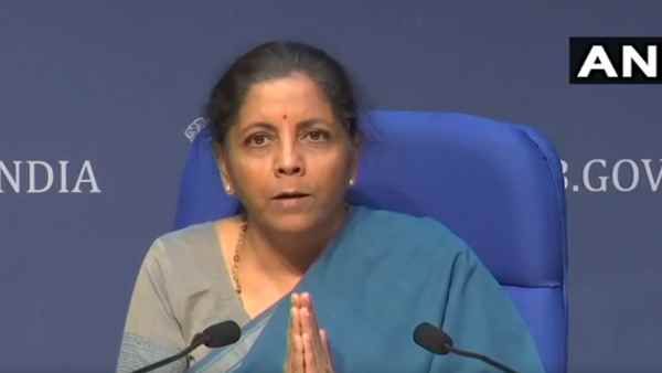 वित्त मंत्री ने सोनिया से हाथ क्यों जोड़े और राहुल गांधी को हिंदी में क्या-क्या सुनाया ?