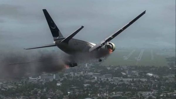 PIA Airbus 320 crash: तस्‍वीरों में देखिए कराची में क्रैश प्‍लेन का खौफनाक मंजर
