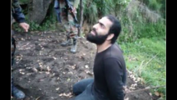 जम्‍मू कश्‍मीर: डोडा से सेना और पुलिस ने गिरफ्तार किया हिजबुल के मददगार OGW को