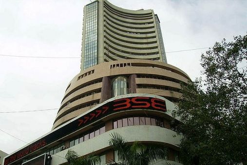 चीन सीमा विवाद के बीच शेयर बाजार में भारी गिरावट, सेंसेक्स 123 अंक गिरकर खुला