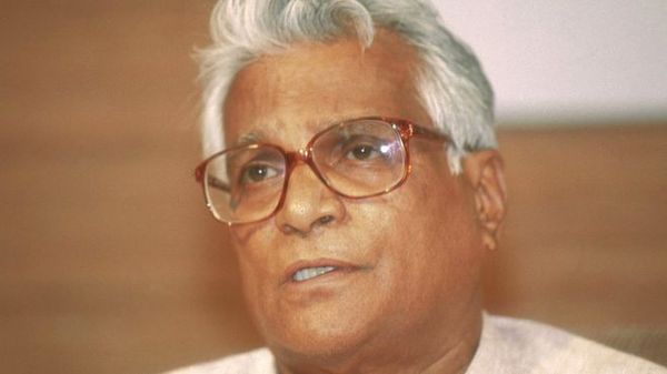 जब जॉर्ज फ़र्नांडिस ने चीन को बताया था दुश्मन नंबर-1