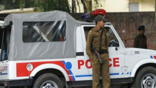 दिल्ली में हो सकता है आतंकी हमला, दिल्ली पुलिस हाई अलर्ट पर