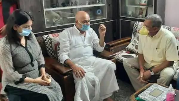सुशांत सिंह राजपूत के पिता से मिलने उनके घर पहुंचे नाना पाटेकर हुए भावुक, मीडिया के सामने कही सिर्फ ये बात