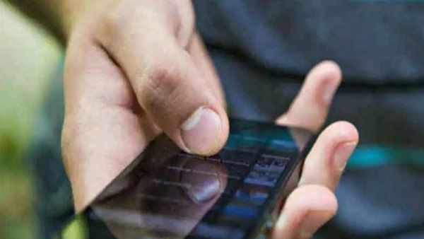 ब्रेकअप के बाद रोज पॉर्न साइट पर एक्टिव रहता था शख्स, वजह जानकर प्रेमिका के उड़े होश