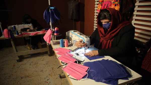 CAA का फायदा उठाने के लिए क्या क्रिश्चियन बनने लगे हैं मुस्लिम शरणार्थी