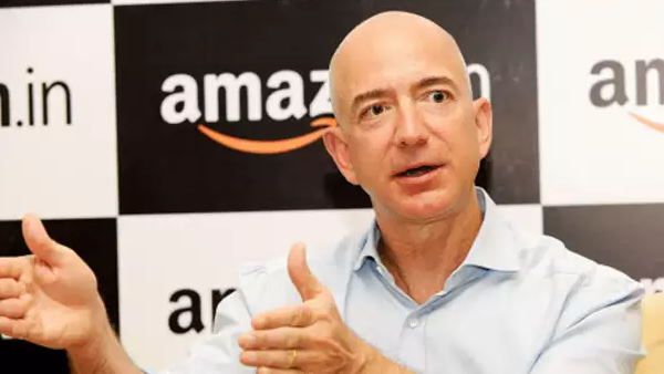 कोरोना संकट के बीच जेफ बोजेस की कमाई में रिकॉर्ड इजाफा, 171 अरब डॉलर हुई नेटवर्थ