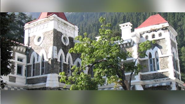 कोरोनील: उत्तराखंड हाईकोर्ट ने बाबा रामदेव को भेजा नोटिस, निम्स, आईसीएमआर, केंद्र और राज्य सरकार से भी मांगा जवाब