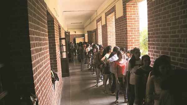 सरकार ने दिया आदेश, 31 अगस्‍त तक बंद रहेंगे स्‍कूल, कालेज और कोचिंग संस्थान, इन पर भी लगाई रोक