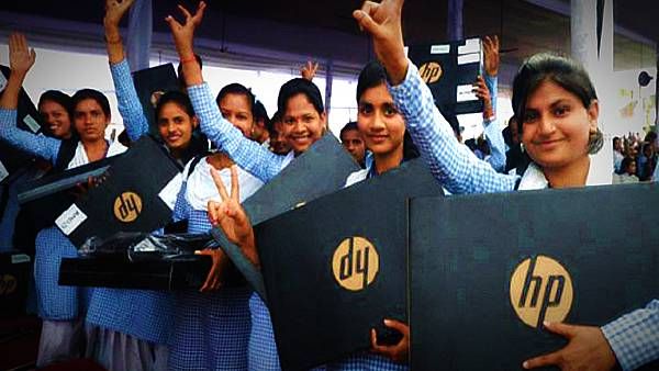 खुशखबरीः यहां 12वीं पास छात्रों को फिर मुफ्त में लैपटॉप देगी सरकार, जानिए किसे मिलेगा लाभ?