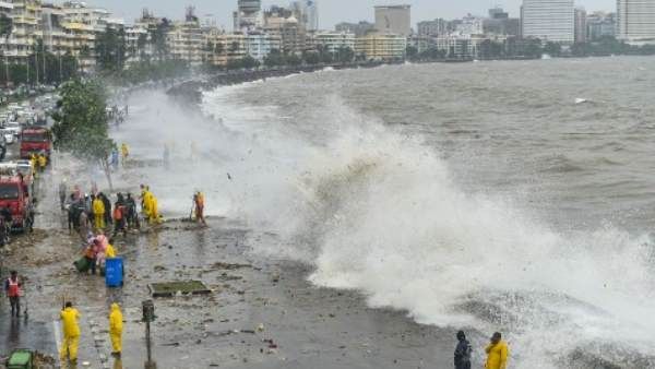मुंबई में हाई टाइड का अलर्ट, उठ सकती हैं 4.47 मीटर ऊंची लहरें