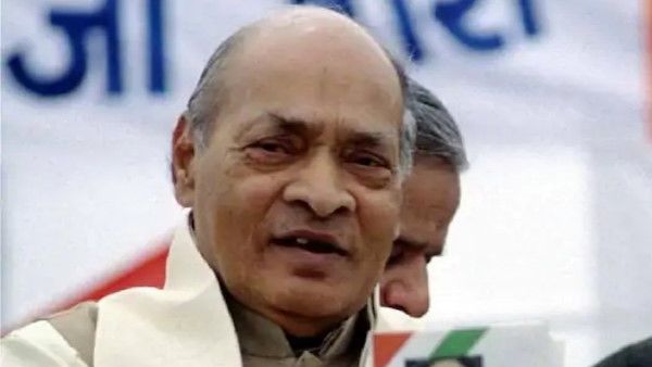 पूर्व PM नरसिम्हा राव के सम्मान में मोदी सरकार जारी करेगी डाक टिकट