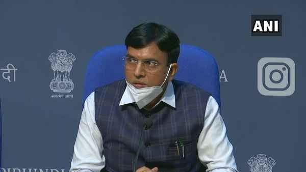 फार्मा सेक्टर को आत्मनिर्भर बनाने के लिए ‘बल्क ड्रग पार्क’और 4 ‘चिकित्सा उपकरण विनिर्माण केन्द्र’ किए जाएंगे विकसित