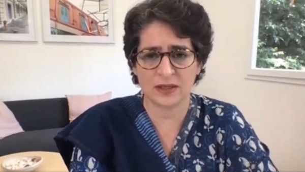 प्रियंका गांधी ने छोड़ा दिल्ली का सरकारी बंगला, इसी महीने खाली करने का मिला था नोटिस