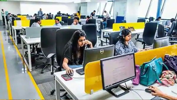 देश के मिडिल क्लास पर सबसे ज्यादा पड़ी है लॉकडाउन की मार: CMIE रिपोर्ट