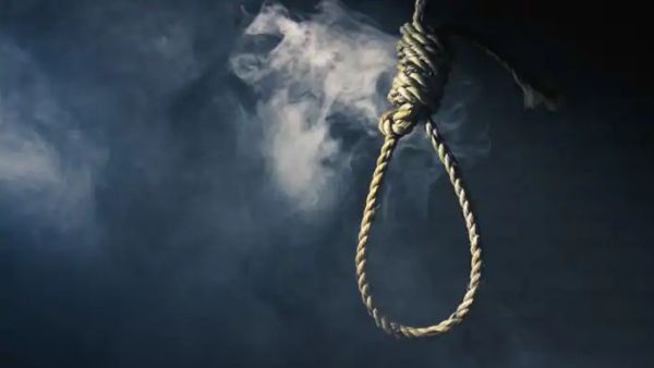 28 साल के कॉस्ट्यूम डिजाइनर का शव पंखे से लटका मिला, सुसाइड नोट में लिखी ये बातें 