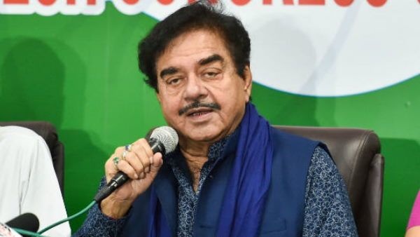 संबित पात्रा के नेहरू पर बयान के बाद बोले शत्रुघ्न सिन्हा- सर, कुछ आगे की भी सोचिए