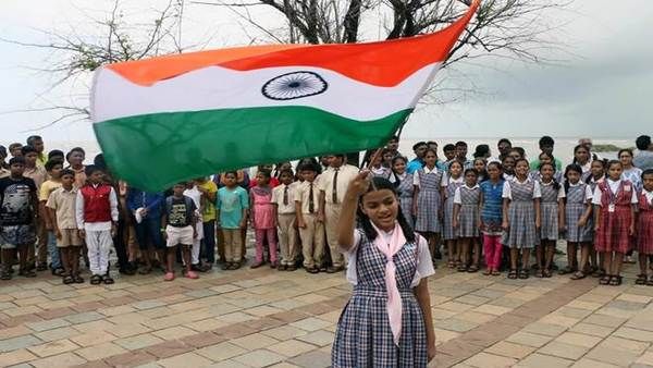 Independence Day Speech Essay: स्कूल के लिए स्वतंत्रता दिवस पर भाषण निबंध हिंदी में यहां देखें