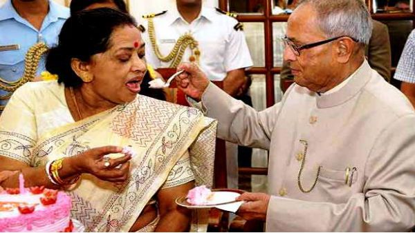Pranab Mukherjee की फैमिली को जानिए, परिवार में है कौन-कौन?