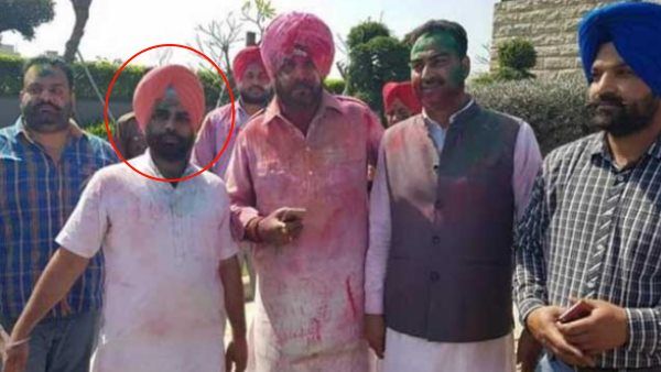 नवजोत सिंह सिद्धू का ओएसडी बन एनआरआई से ठगे 1.60 करोड़ रुपए, तीन लोगों के खिलाफ केस दर्ज