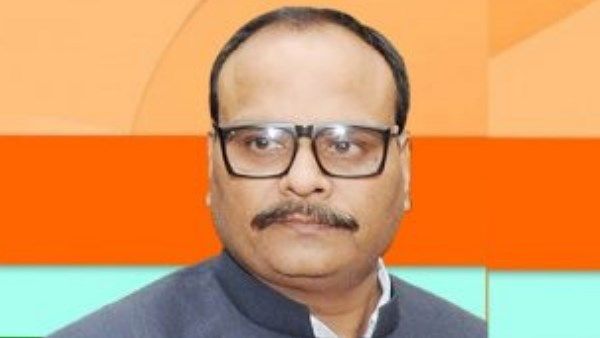 कोरोना संक्रमित कैबिनेट मंत्री बृजेश पाठक को सांस लेने में तकलीफ पर PGI में कराया गया भर्ती, ICU में शिफ्ट