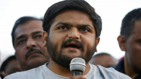 'BJP ज्वॉइन कर लो', हार्दिक को ऐसा पोस्ट करना पड़ा महंगा, फेसबुक कमेंट सेक्शन बंद किया