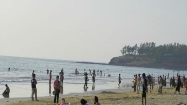 मुंबई में आज आ सकती है हाई टाइड, लोगों से समुद्र किनारे नहीं जाने के लिए कहा गया