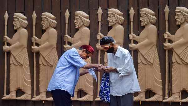 1000 साल पहले शरणार्थी बनकर भारत आए थे पारसी, इस तरह से देश में घुल-मिल गए