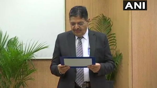 प्रदीप कुमार जोशी ने UPSC अध्यक्ष के रूप में ली शपथ, जानिए कब तक रहेगा कार्यकाल