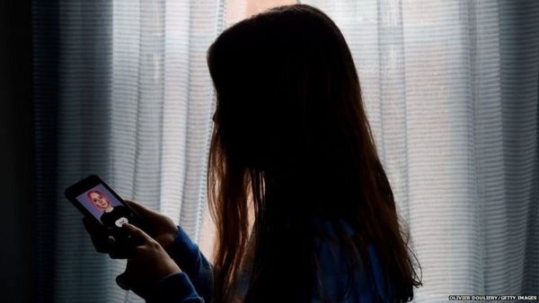 मेंटल हेल्थ चैटबॉट: मानसिक रोग इंसान नहीं समझ पाते, मशीनें कैसे समझेंगी?